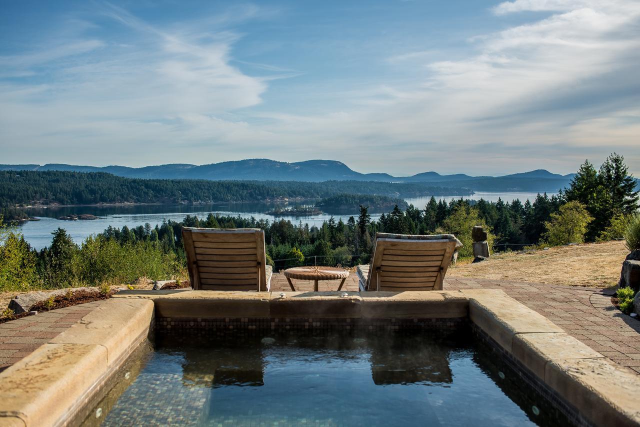 Stonehouse Bed And Breakfast North Cowichan Exterior photo